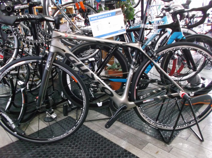 GUSTO グスト 自転車 ロード 在庫